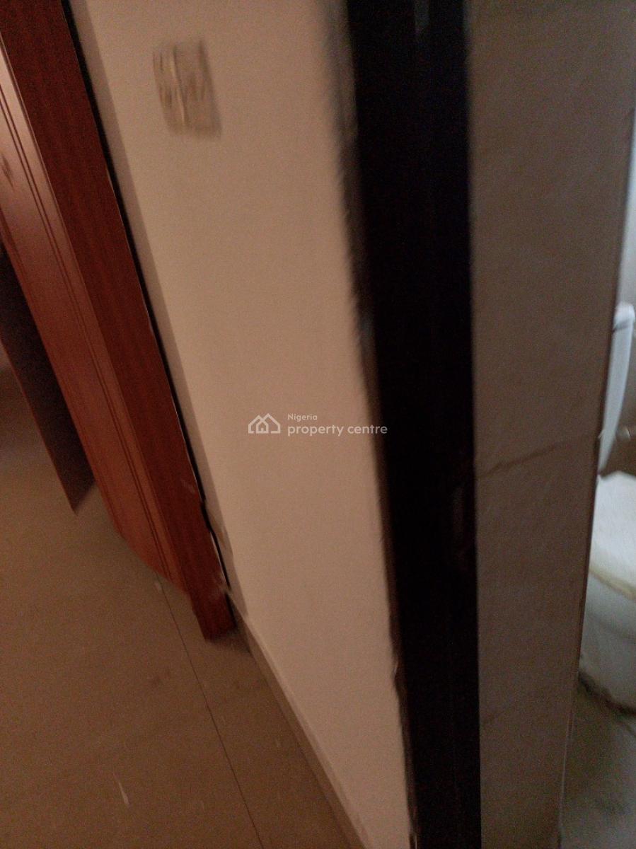 Spacious 3 Bedroom with Dinning First Floor Bring Your Generator, Agungi, Lekki, Lagos, Flat / Apartment for Rent