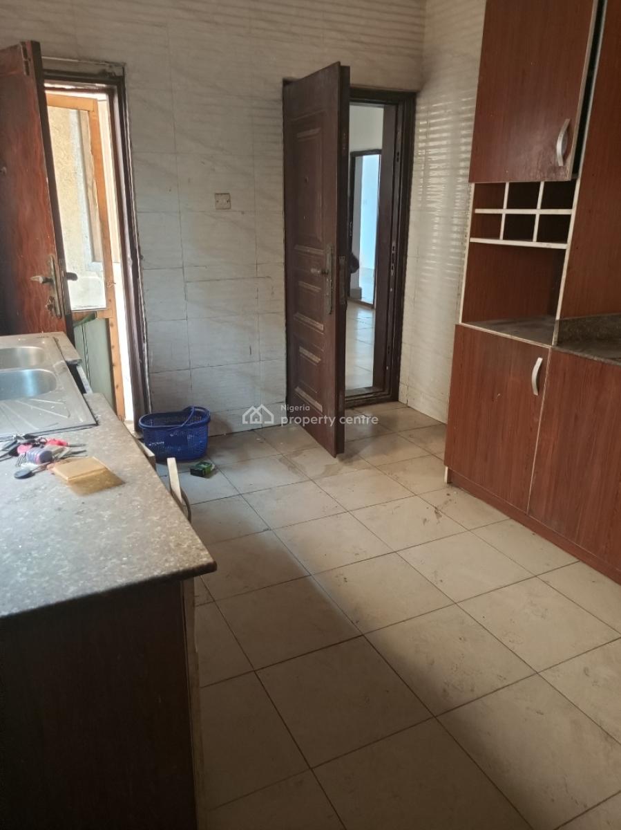 Spacious 3 Bedroom with Dinning First Floor Bring Your Generator, Agungi, Lekki, Lagos, Flat / Apartment for Rent