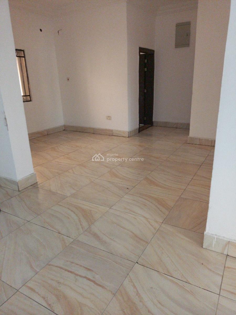 Spacious 3 Bedroom with Dinning First Floor Bring Your Generator, Agungi, Lekki, Lagos, Flat / Apartment for Rent