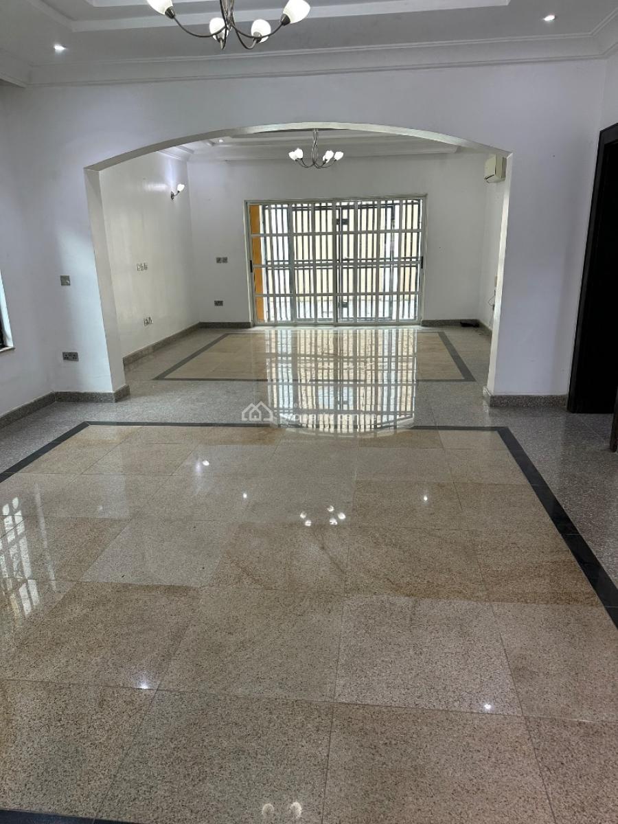 Well Renovated 4 Bedroom Detached Duplex with Bq, Maitama District, Abuja, Detached Duplex for Sale