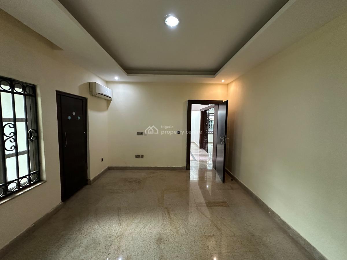 Well Renovated 4 Bedroom Detached Duplex with Bq, Maitama District, Abuja, Detached Duplex for Sale