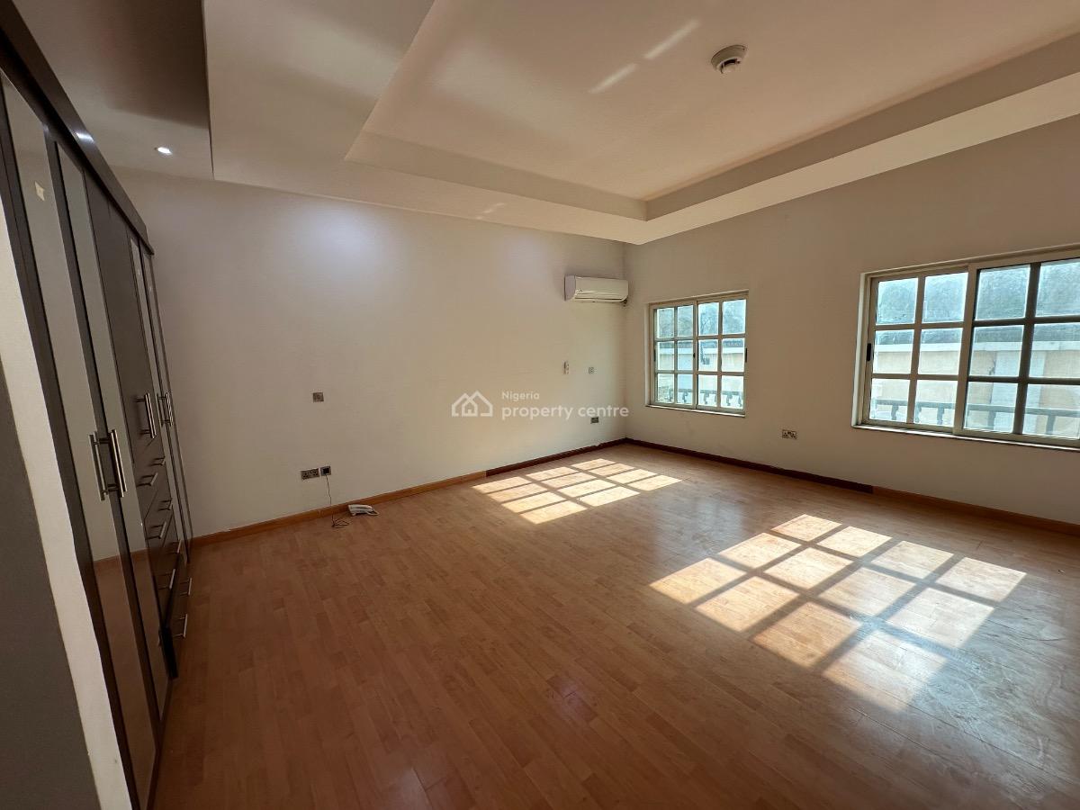 Well Renovated 4 Bedroom Detached Duplex with Bq, Maitama District, Abuja, Detached Duplex for Sale