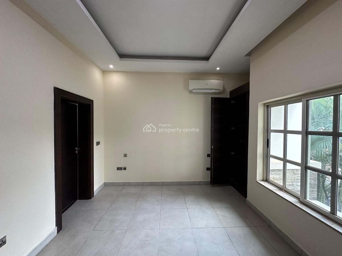 Well Renovated 4 Bedroom Detached Duplex with Bq, Maitama District, Abuja, Detached Duplex for Sale