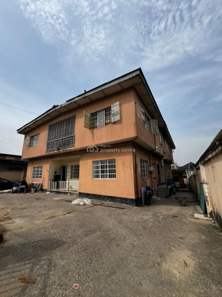Vacant 6 Units of Flats, Suluyi, Ifako, Gbagada, Lagos, Block of Flats for Sale