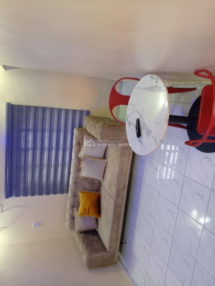 Lovely Furnished Mini Flat, Off Adelabu Street, Surulere, Lagos, Mini Flat (room and Parlour) Short Let