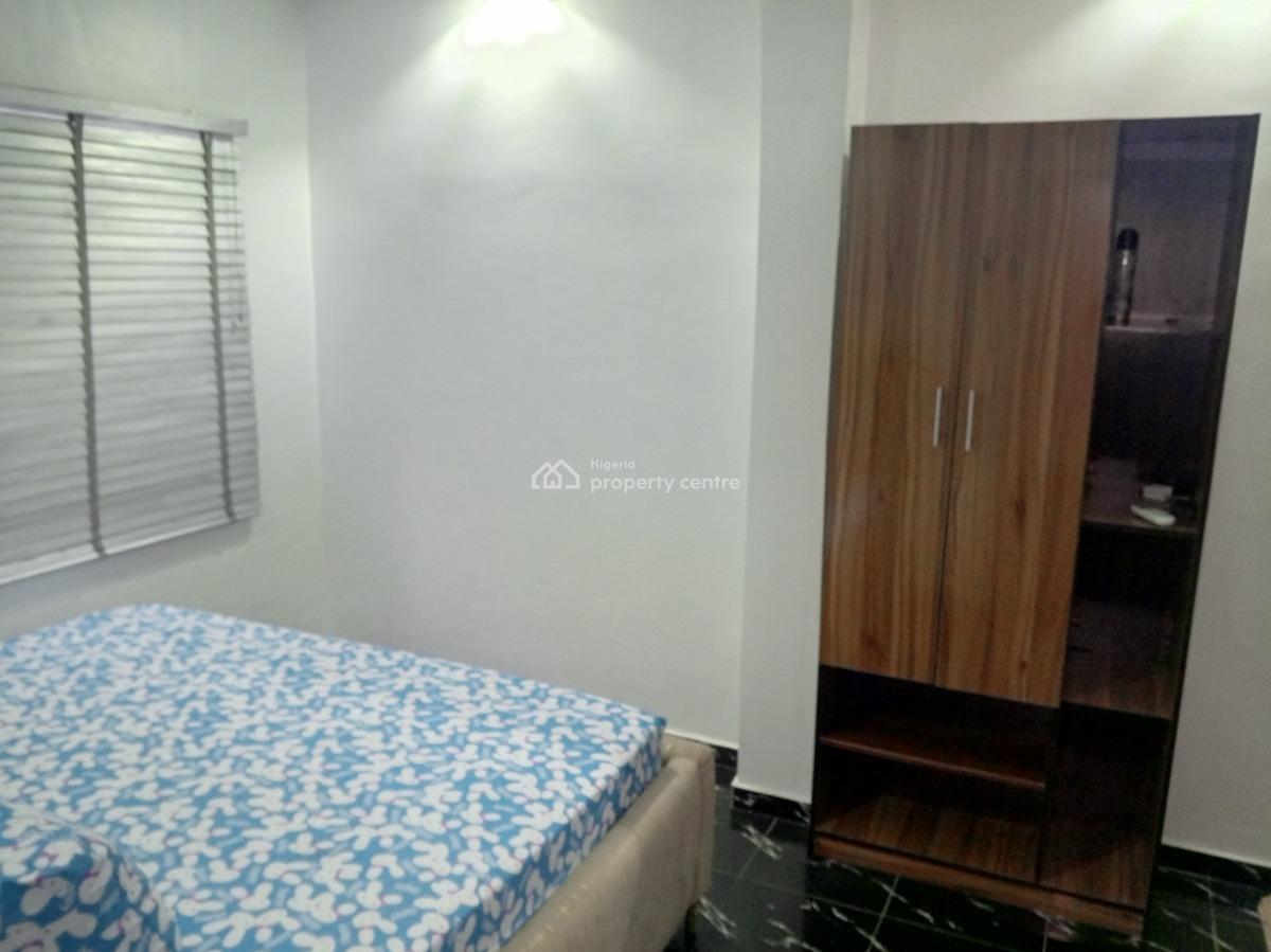 Lovely Furnished Mini Flat, Off Adelabu Street, Surulere, Lagos, Mini Flat (room and Parlour) Short Let