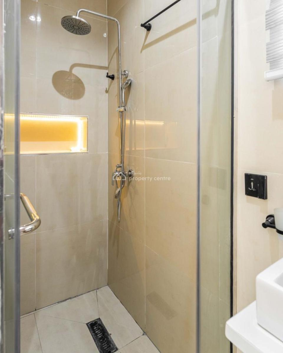 Brand New 3 Bedroom Apartment Available for Immediate Check in, Lekki Phase 1, Lekki, Lagos, Flat / Apartment Short Let