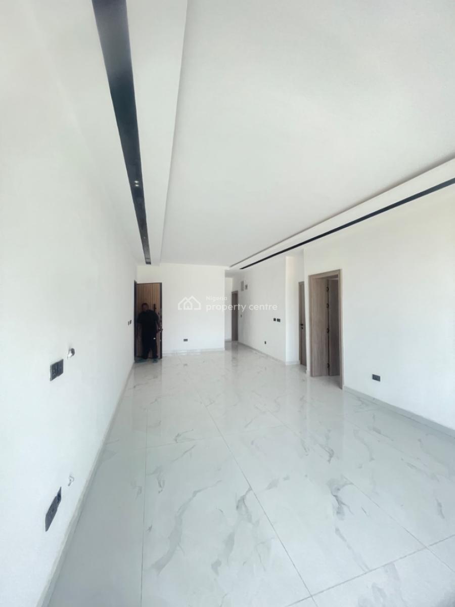 Luxury 2 Bedroom Flat and 1bq, Lekki Phase 1, Lekki, Lagos, Block of Flats for Sale