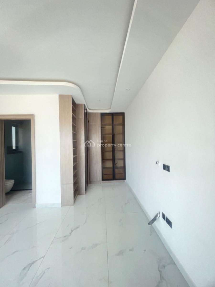Luxury 2 Bedroom Flat and 1bq, Lekki Phase 1, Lekki, Lagos, Block of Flats for Sale