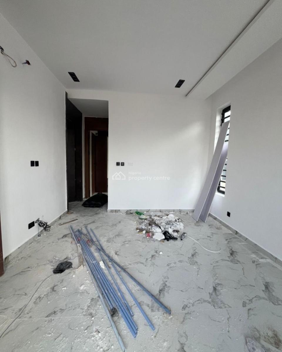 Lovely 1 Bedroom Apartment, Orchid, Lekki, Lagos, Block of Flats for Sale