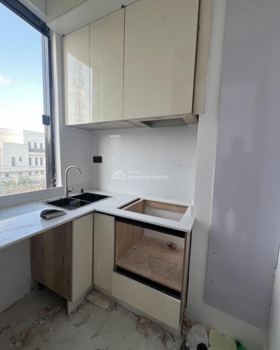 Lovely 1 Bedroom Apartment, Orchid, Lekki, Lagos, Block of Flats for Sale