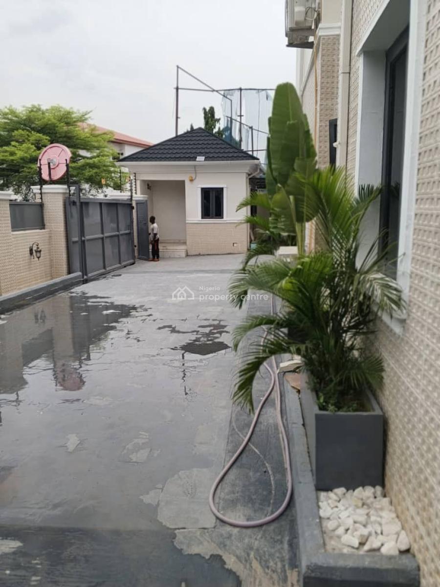 Luxury Most Affordable 3 Bedroom Apartment, By Furniture House, Wuse 2, Abuja, Flat / Apartment for Rent