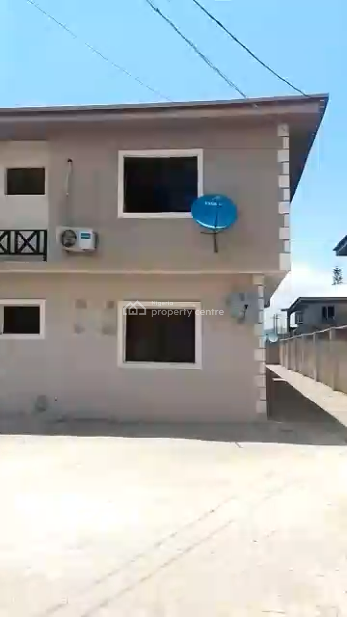 a 4 3bedroom Flat in a Serene Estate, Gra2 , Alugba Estate, Ebute, Ikorodu, Lagos, Flat / Apartment for Sale