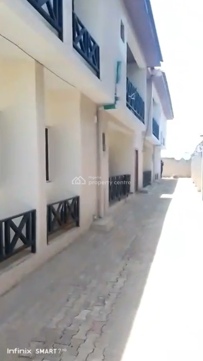 a 4 3bedroom Flat in a Serene Estate, Gra2 , Alugba Estate, Ebute, Ikorodu, Lagos, Flat / Apartment for Sale