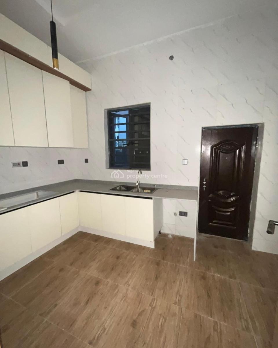 Stunning 5 Bedroom Detached Duplex with Bq, Ologolo, Ologolo, Lekki, Lagos, Detached Duplex for Sale