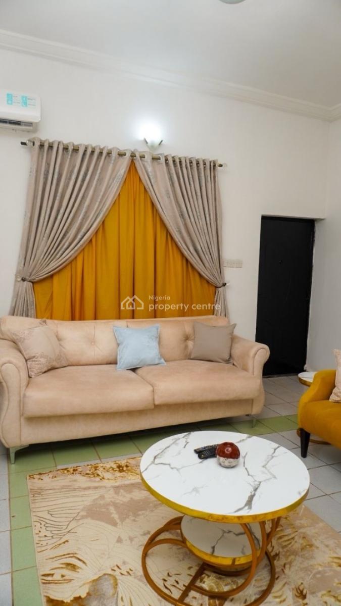 Luxury Spacious 2 Bedroom Furnished and Service Apartment, By Shopping Complex, Area 1, Garki, Abuja, Flat / Apartment Short Let