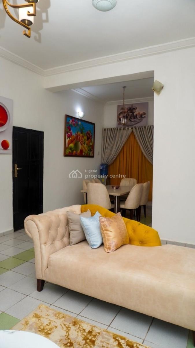Luxury Spacious 2 Bedroom Furnished and Service Apartment, By Shopping Complex, Area 1, Garki, Abuja, Flat / Apartment Short Let