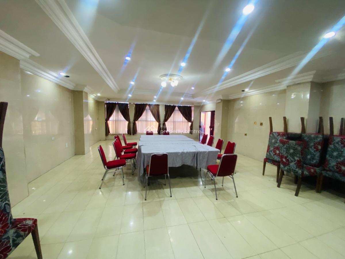 Hall Space, Serene, Wuse 2, Abuja, Hotel / Guest House for Rent