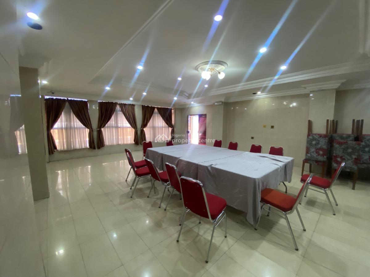 Hall Space, Serene, Wuse 2, Abuja, Hotel / Guest House for Rent