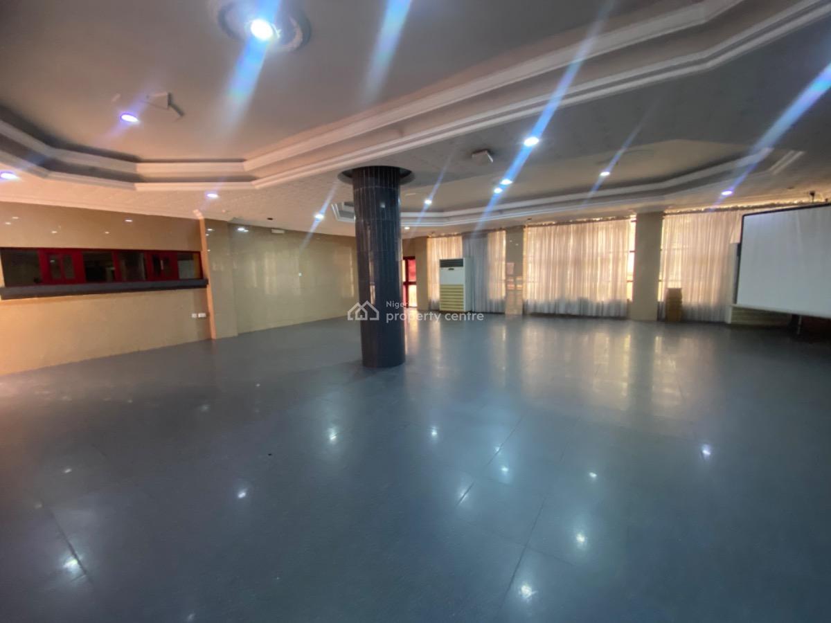 Hall Space, Serene, Wuse 2, Abuja, Hotel / Guest House for Rent