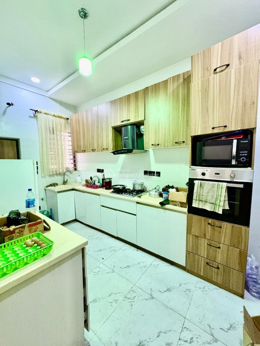 Room Upstairs with a Shared Kitchen Swimming Pool and Gym, Spring Garden Estate, Orchid Road By Lekki 2nd Toll Gate, Lekki, Lagos, Flat / Apartment for Rent