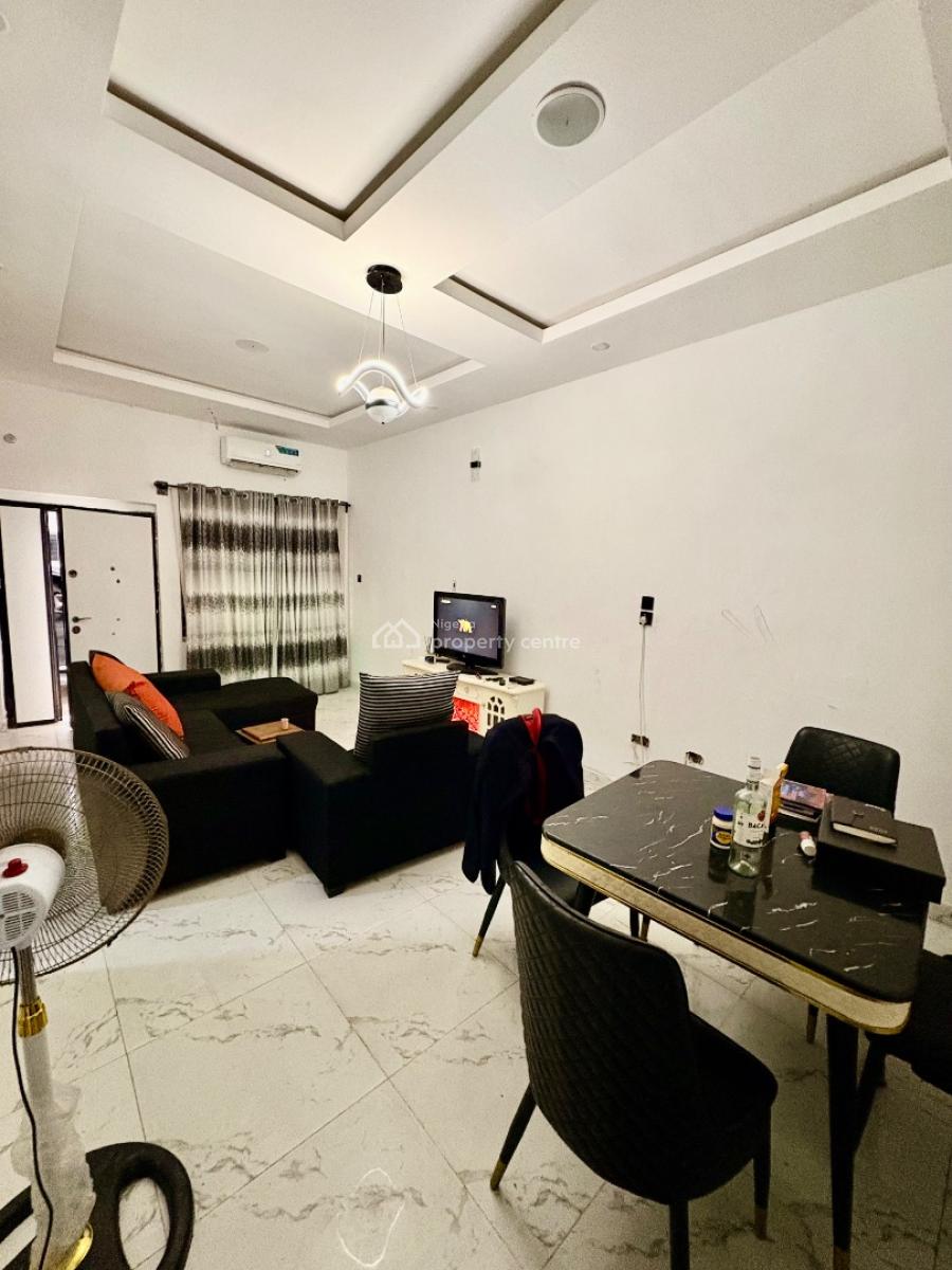 Room Upstairs with a Shared Kitchen Swimming Pool and Gym, Spring Garden Estate, Orchid Road By Lekki 2nd Toll Gate, Lekki, Lagos, Flat / Apartment for Rent