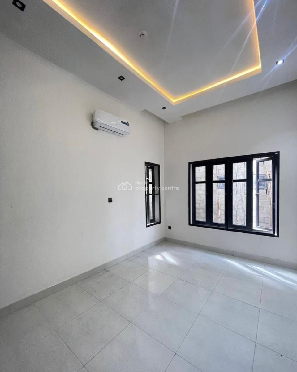 Exotic and Beautiful Plus a B Q, Lekki Phase 1, Lekki, Lagos, Flat / Apartment for Rent