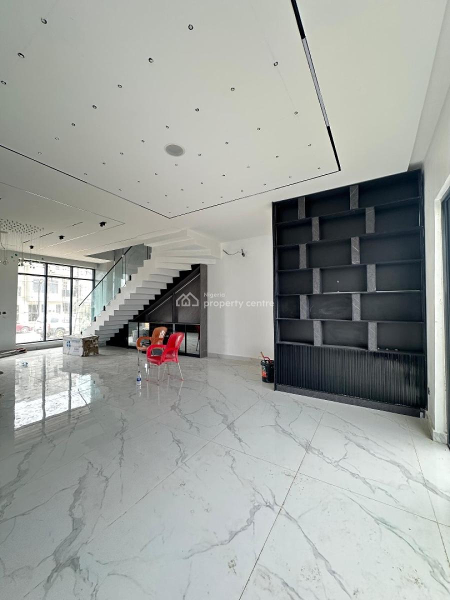 Fully Automated Luxury 5 Bedroom Terrace with a Private Compound, Lekki Phase 1, Lekki, Lagos, Terraced Duplex for Sale
