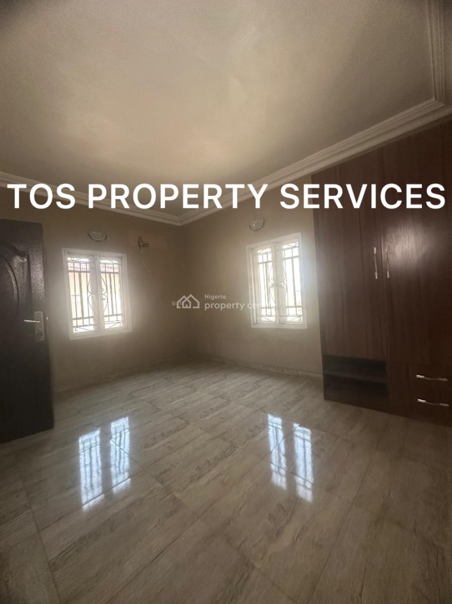 Lovely 3 Bedroom All Rooms Ensuite Apartment, Sabo-alagomeji, Alagomeji, Yaba, Lagos, Flat / Apartment for Rent