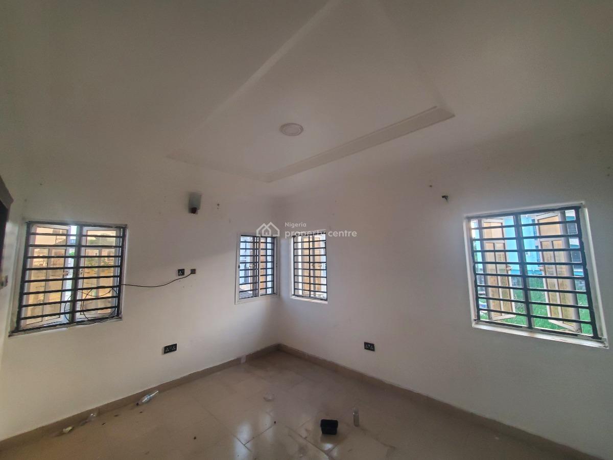 Well Maintained 2-bedroom Apartment, Lbs, Olokonla, Ajah, Lagos, Flat / Apartment for Rent