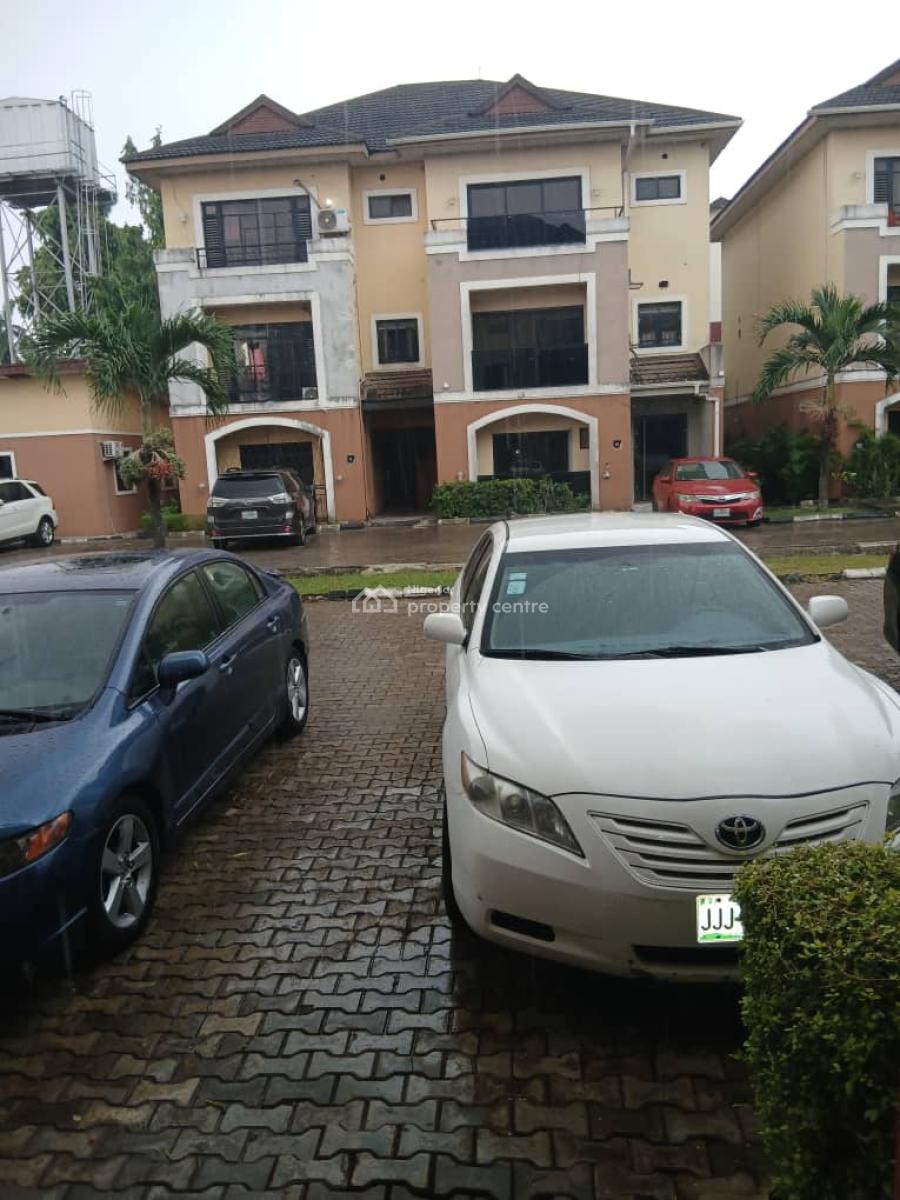 4 Bedroom Terrace House with a Room Bq, Swimming Pool Etc, Off Oba Akinjobi, Ikeja Gra, Ikeja, Lagos, Terraced Duplex for Rent