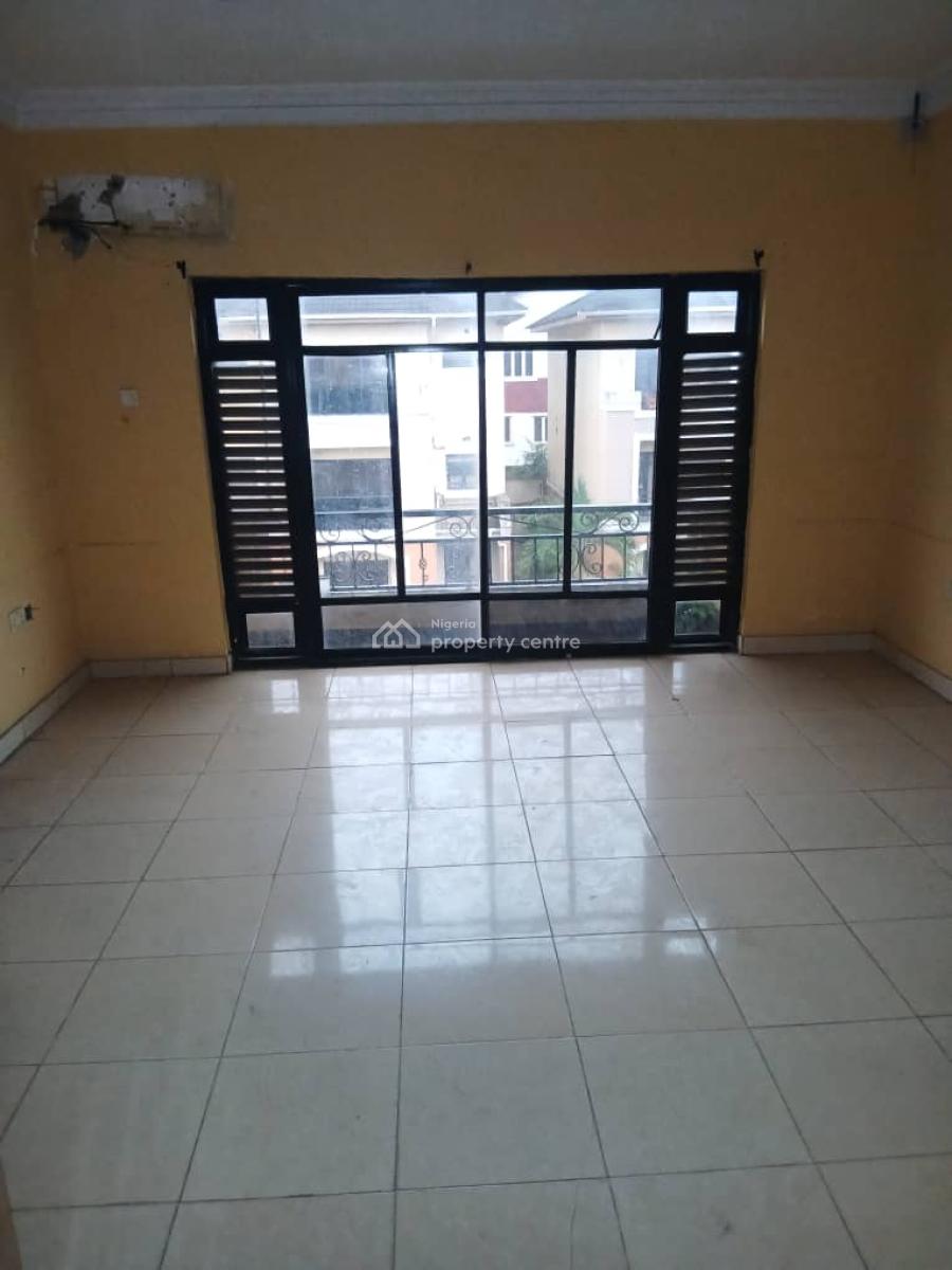 4 Bedroom Terrace House with a Room Bq, Swimming Pool Etc, Off Oba Akinjobi, Ikeja Gra, Ikeja, Lagos, Terraced Duplex for Rent