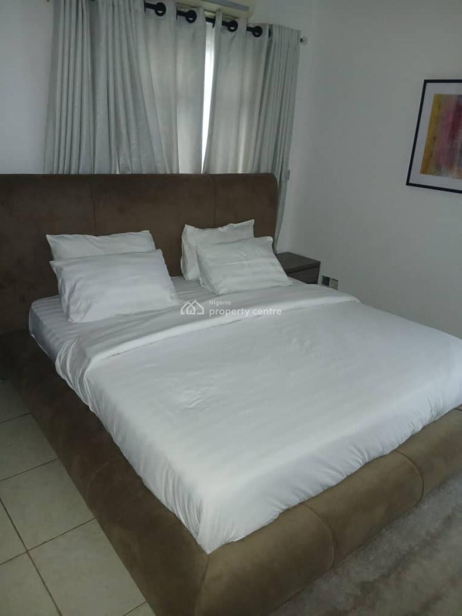 3 Bedroom Flat with Bq with 24hrs Electricity, Off Isaac John, Ikeja Gra, Ikeja, Lagos, Flat / Apartment for Rent