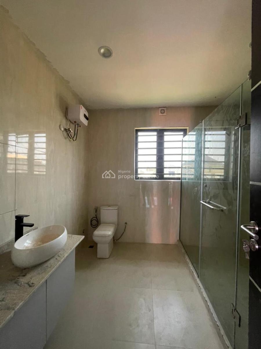 Contemporary 4-bedroom Terrace Duplex with Bq, Ologolo, Lekki, Lagos, Terraced Duplex for Rent