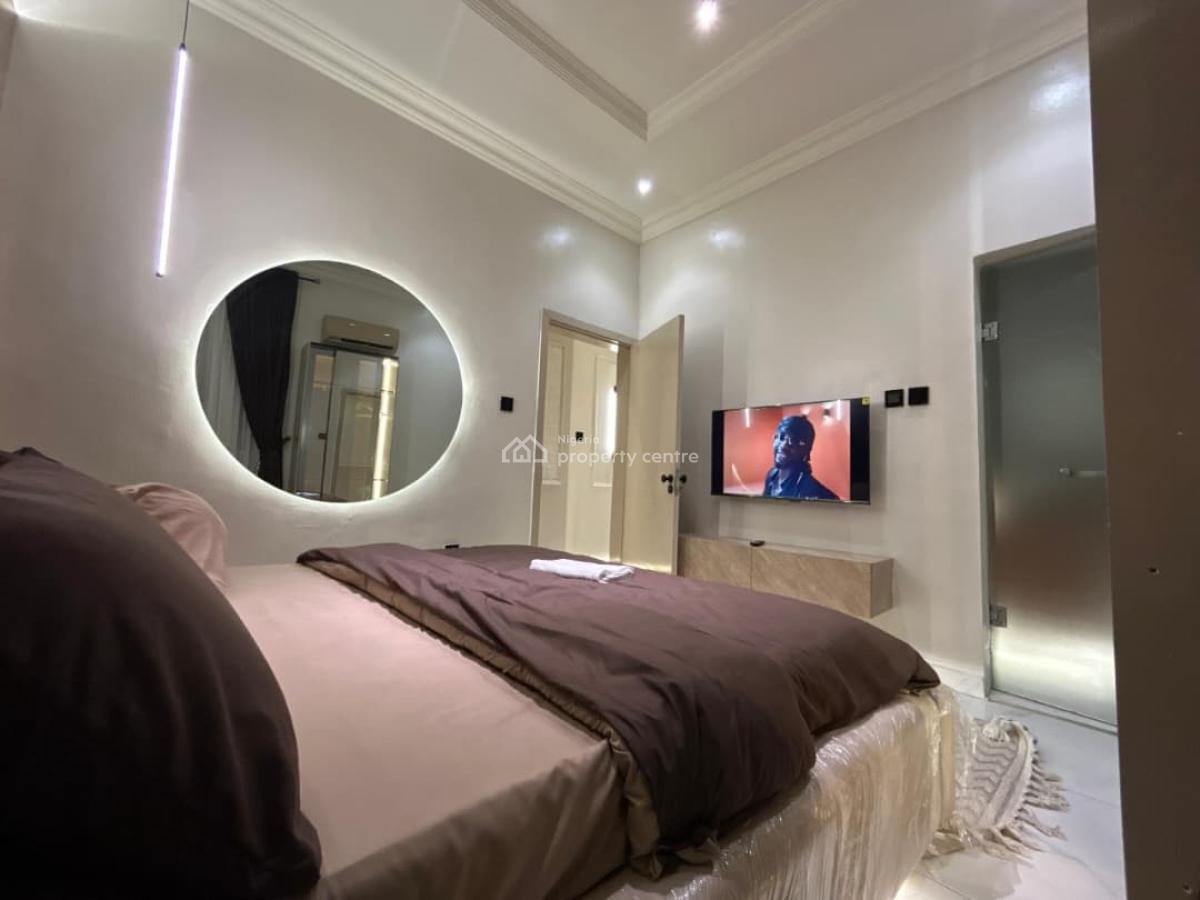 One Bedroom Apartment, Lekki Phase 1, Lekki, Lagos, Mini Flat (room and Parlour) Short Let