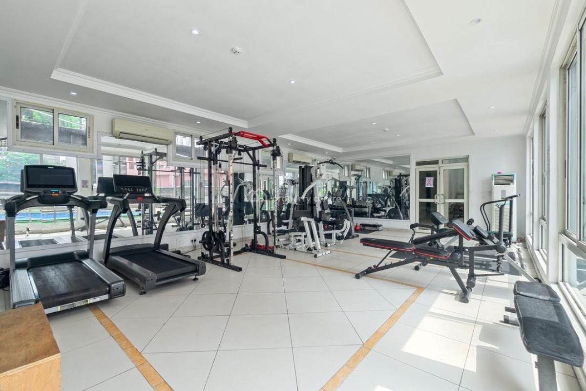Luxury 2 Bedroom Apartment with Pool, Gym, Playground & Policesecurity, Brentwood Park Estate, Ikoyi, Lagos, Flat / Apartment Short Let