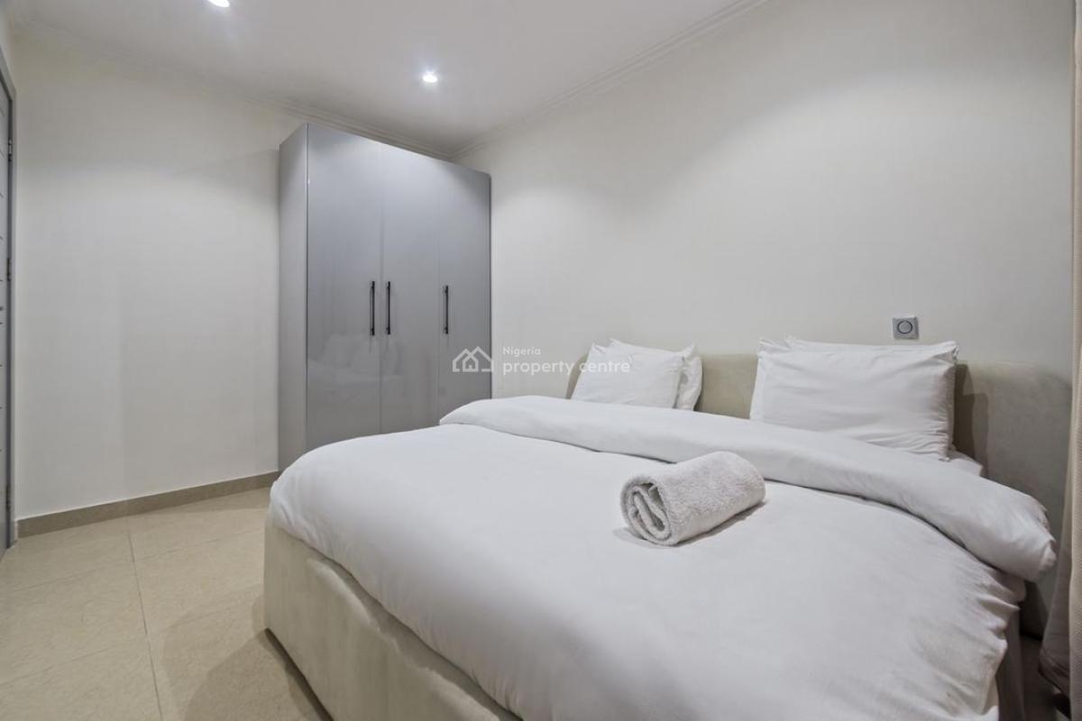 Luxury 2 Bedroom Apartment with Pool, Gym, Playground & Policesecurity, Brentwood Park Estate, Ikoyi, Lagos, Flat / Apartment Short Let