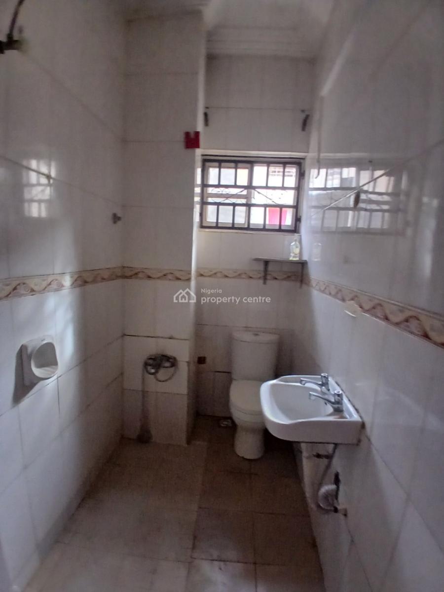 Spacious One Bedroom in Secured Environment, Kaura, Abuja, Flat / Apartment for Rent