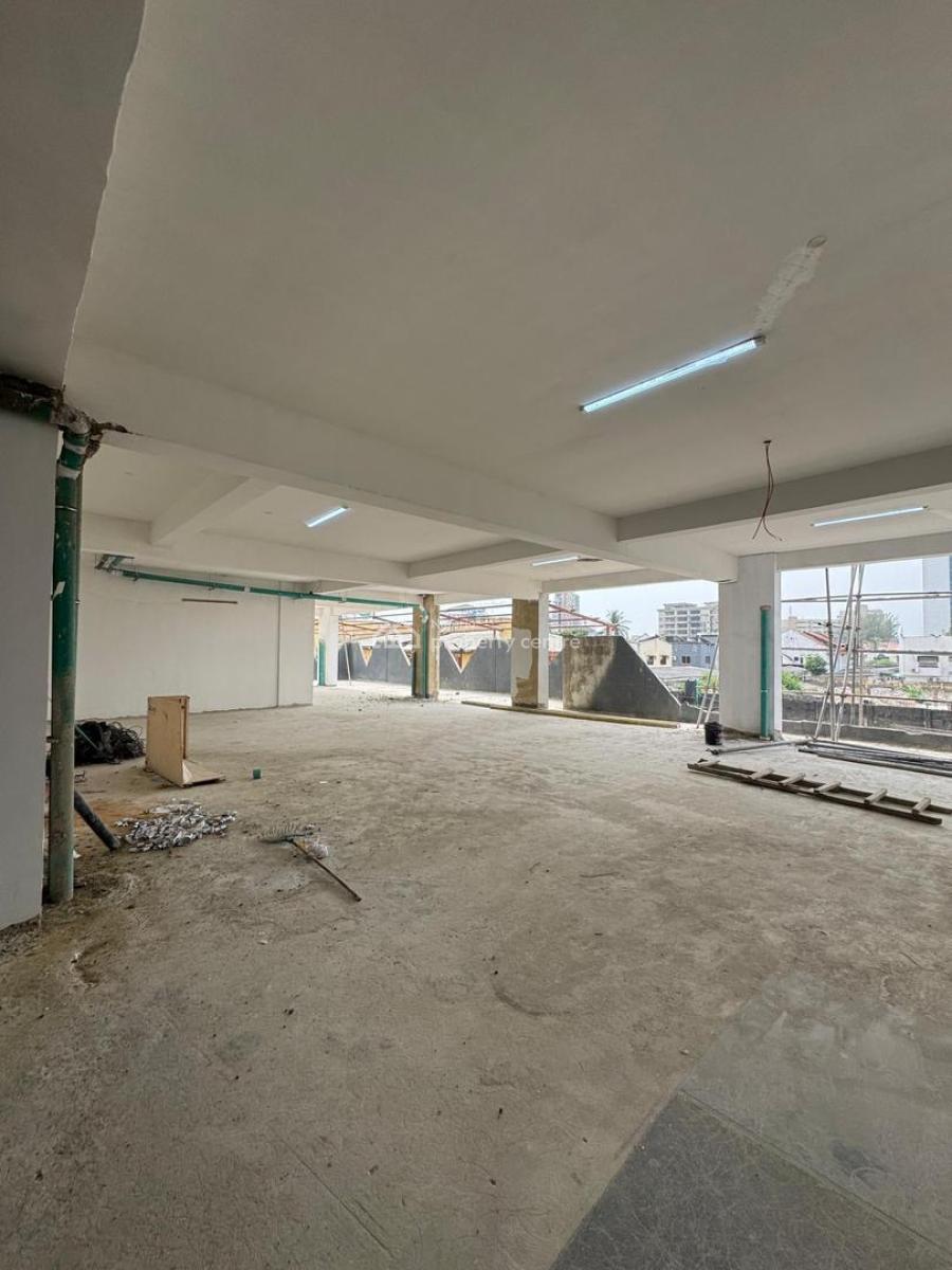 Beautifully Built 3 Bedroom Apartment with Bq, Banana Island, Ikoyi, Lagos, Flat / Apartment for Sale