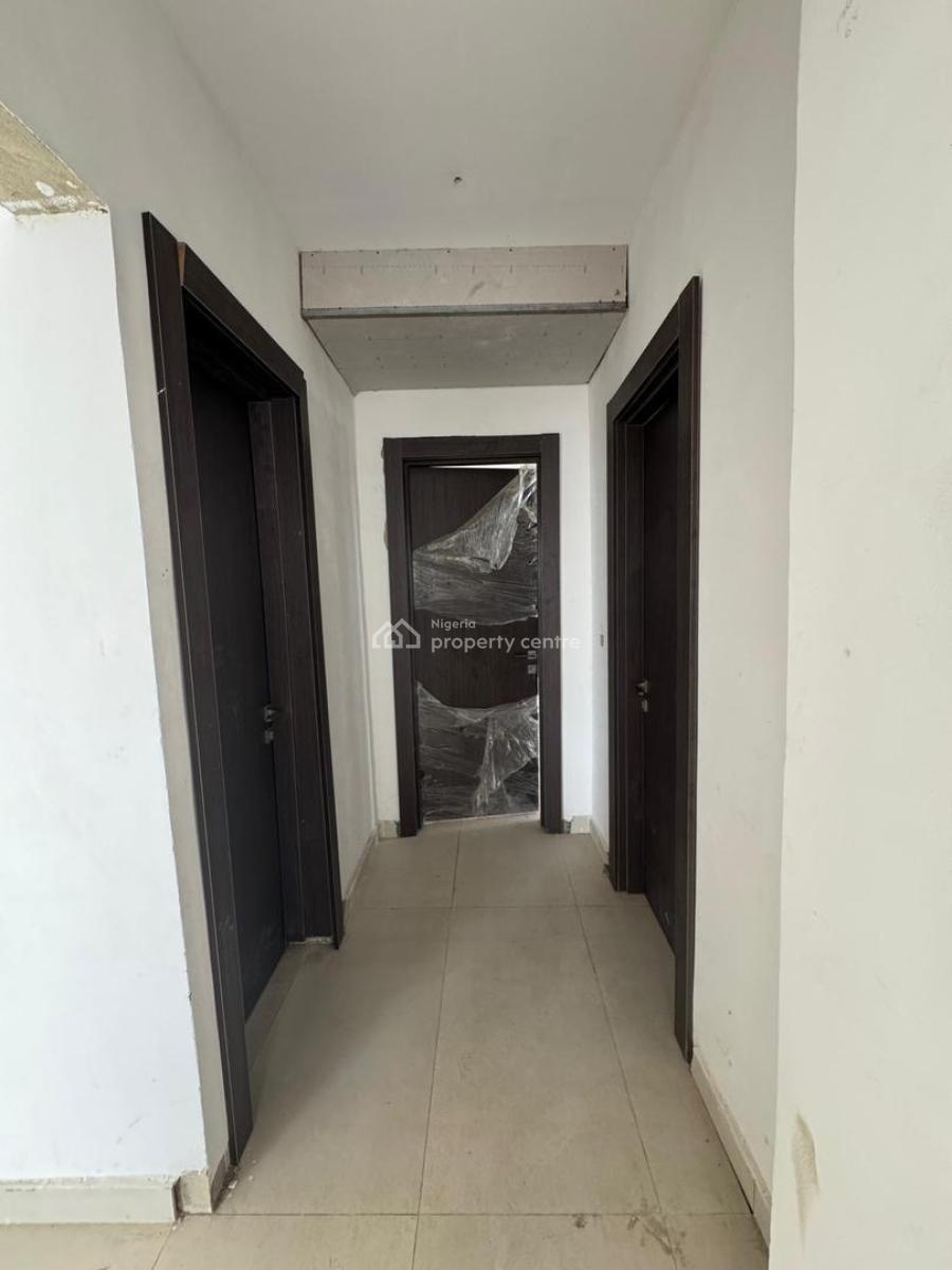 Beautifully Built 3 Bedroom Apartment with Bq, Banana Island, Ikoyi, Lagos, Flat / Apartment for Sale