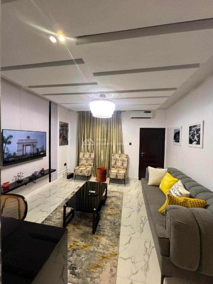 Cozy 1 - Bedroom Apartment with Balcony, Lekki Phase 1, Lekki, Lagos, Mini Flat (room and Parlour) Short Let