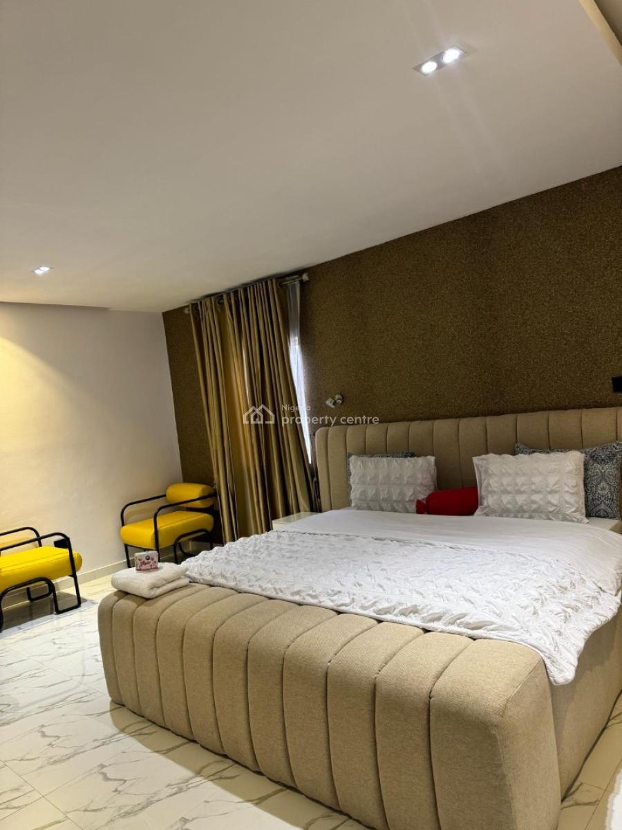 Cozy 1 - Bedroom Apartment with Balcony, Lekki Phase 1, Lekki, Lagos, Mini Flat (room and Parlour) Short Let