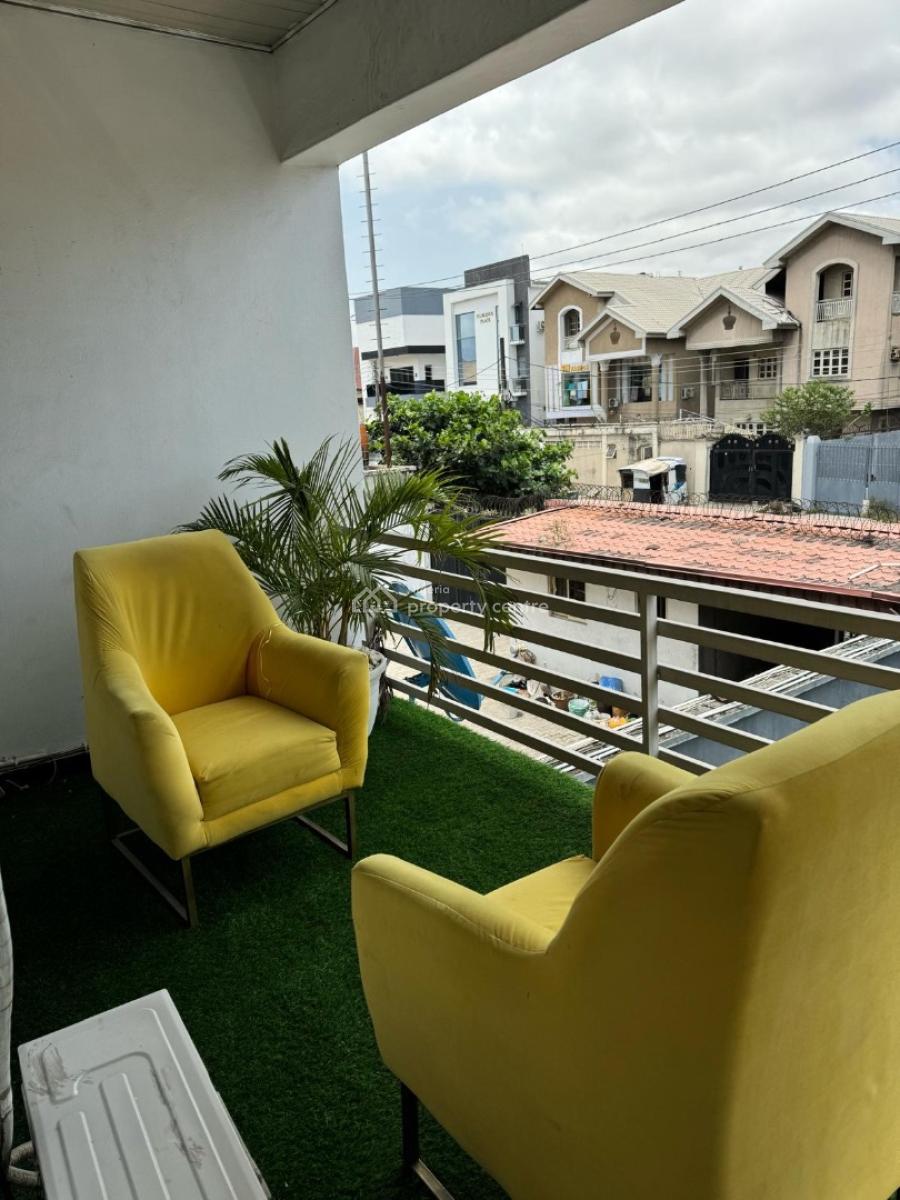 Cozy 1 - Bedroom Apartment with Balcony, Lekki Phase 1, Lekki, Lagos, Mini Flat (room and Parlour) Short Let