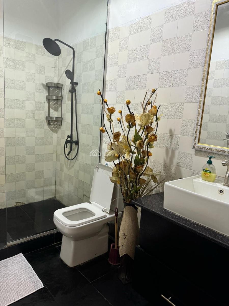 Cozy 1 - Bedroom Apartment with Balcony, Lekki Phase 1, Lekki, Lagos, Mini Flat (room and Parlour) Short Let