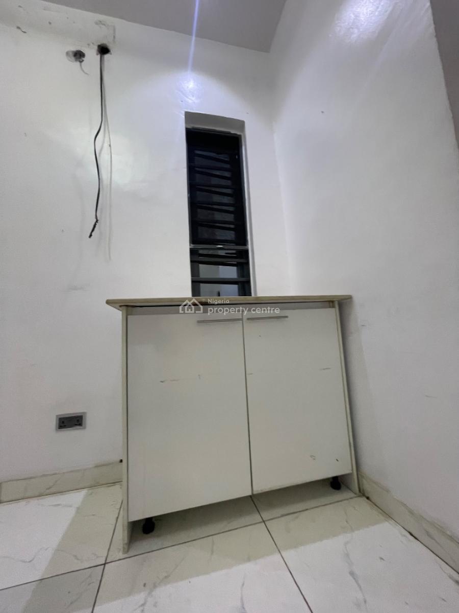 Spacious Studio Apartment, Lekki County, Ikota, Lekki, Lagos, Self Contain (single Rooms) for Rent