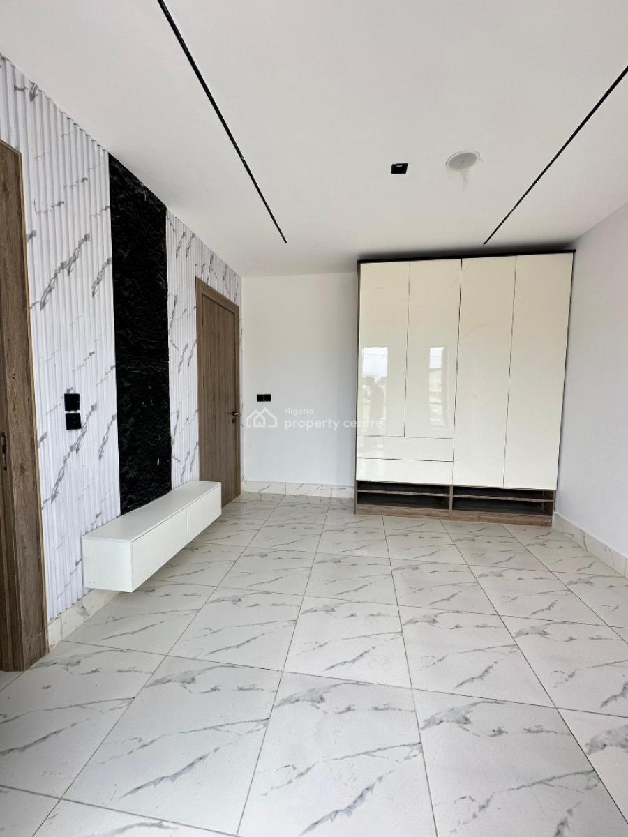 Lovely Luxury 2 Bedroom Apartment with an Elevator, Swimming Pool, Lekki Phase 1, Lekki, Lagos, House for Sale