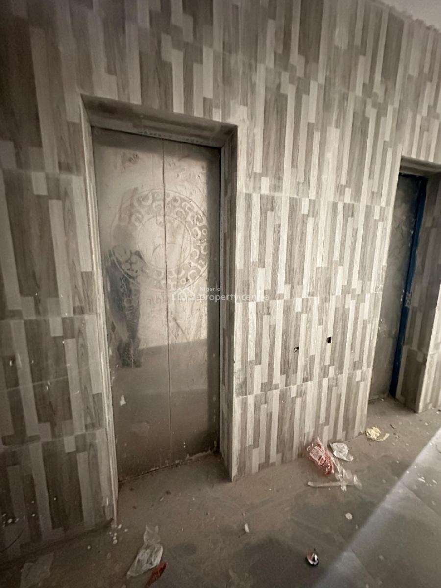 Lovely Luxury 2 Bedroom Apartment with an Elevator, Swimming Pool, Lekki Phase 1, Lekki, Lagos, House for Sale