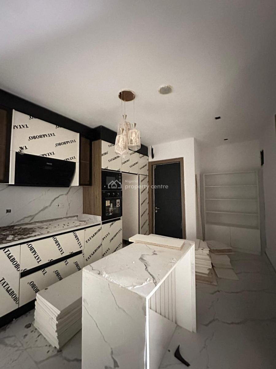 Lovely Luxury 2 Bedroom Apartment with an Elevator, Swimming Pool, Lekki Phase 1, Lekki, Lagos, House for Sale