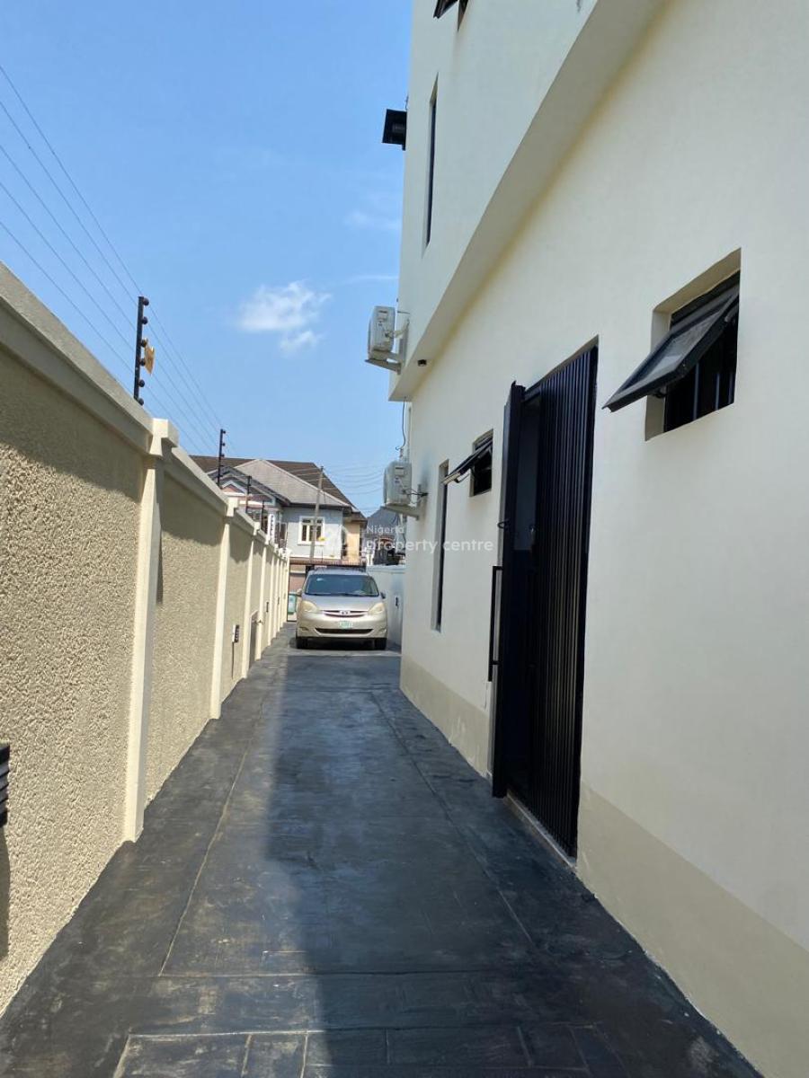 2 Units of Brand New Fully Furnished 2 Bedroom Flat, Peninsula Garden Estate, Sangotedo, Ajah, Lagos, Flat / Apartment for Sale