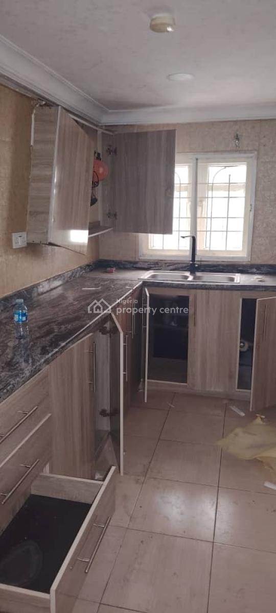 Fully Serviced Cozy 2 Bedroom Apartment, Wuse 2, Abuja, Flat / Apartment for Rent